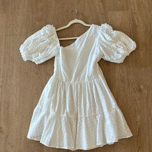 SABOLUXE white dress